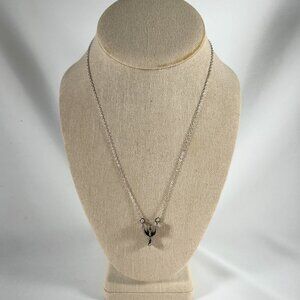 VINTAGE 20 INCH SILVER SPUR WITH HORSE HEAD NECKLACE